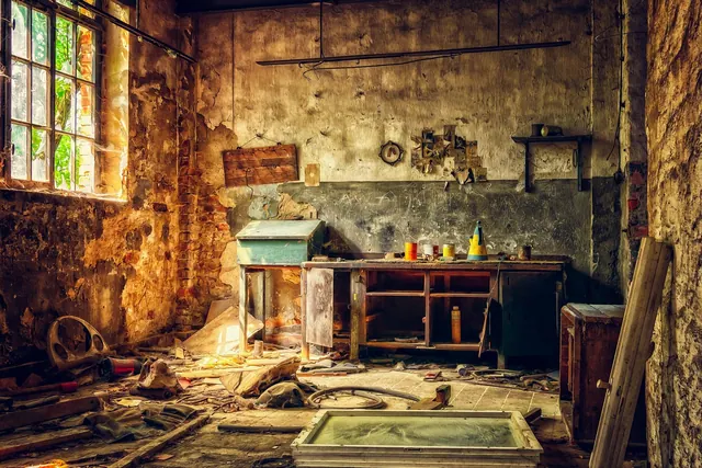 workshop, lost places, abandoned, old, decay, pforphoto, old factory, dilapidated, shabby, expired, clutter, nostalgia, neglected, dandruff, building, broken, abandoned places, wor