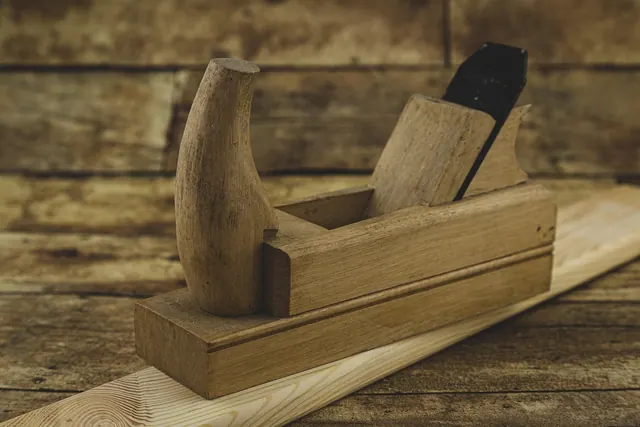 planer, wooden board, craft, industry, wood, technology, diy, construction material, renovate, edit, planing, smoothing, old, second hand, tool, workbench, board, repair, carpenter. Material choices that quietly cause setup failures