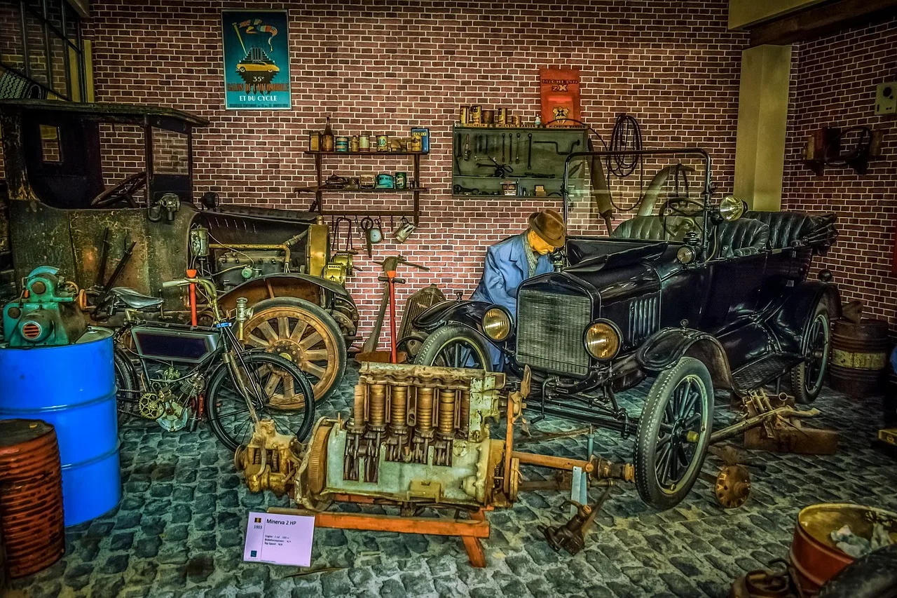 garage, repairs, car, mechanic, workshop, service, fix, engine, worker, tools, autoworld, brussels, car wallpapers, belgium, car museum, brown car, brown tools, brown garage, brown service. 4 things worth knowing about garage workshop storage ideas
