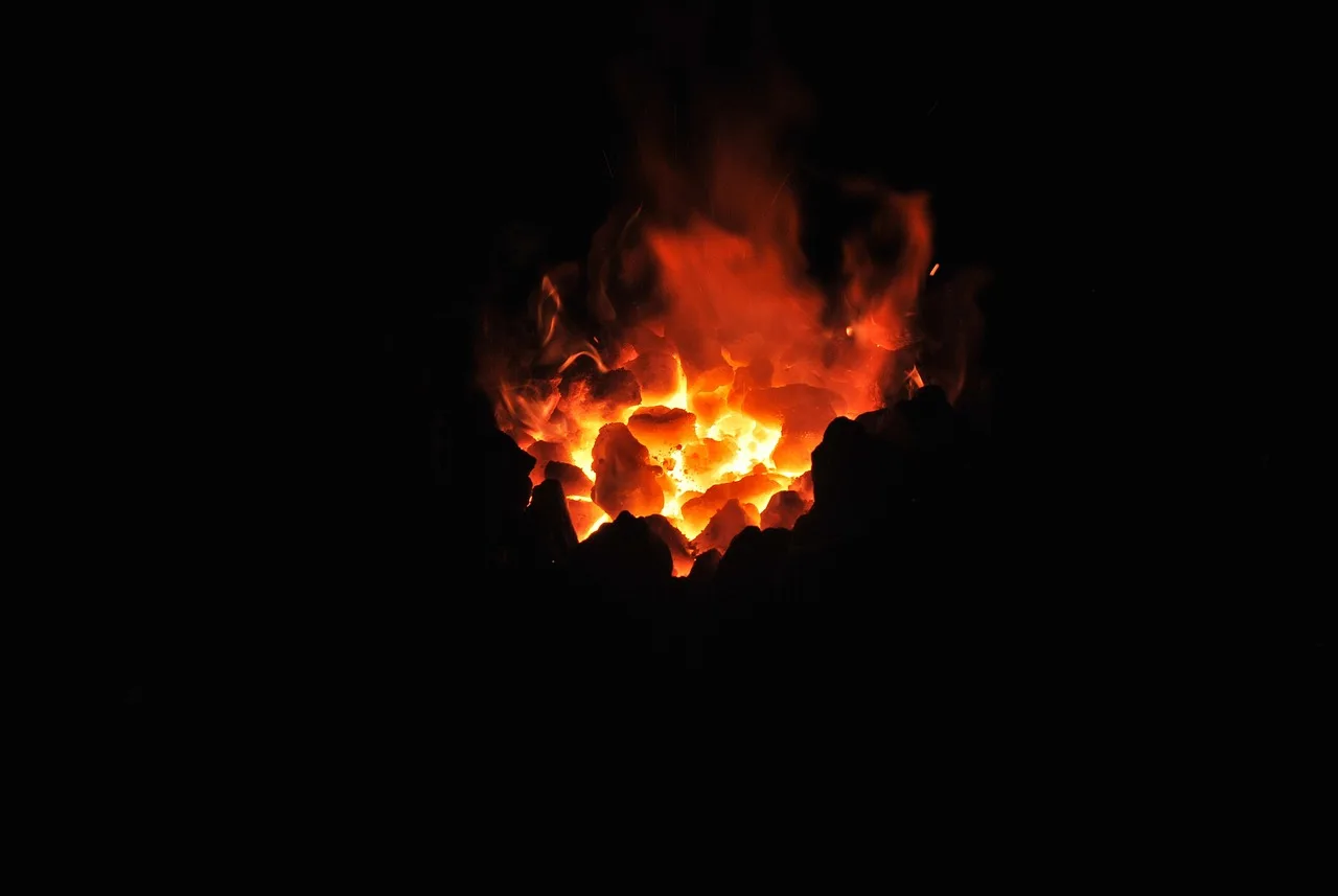 fire, embers, heat, hot, craft, blacksmith, workshop, forge, tool, old, historical, blacksmith, blacksmith, forge, forge, forge, forge, forge. Garage workshop ideas worth the effort, from light to fire cover