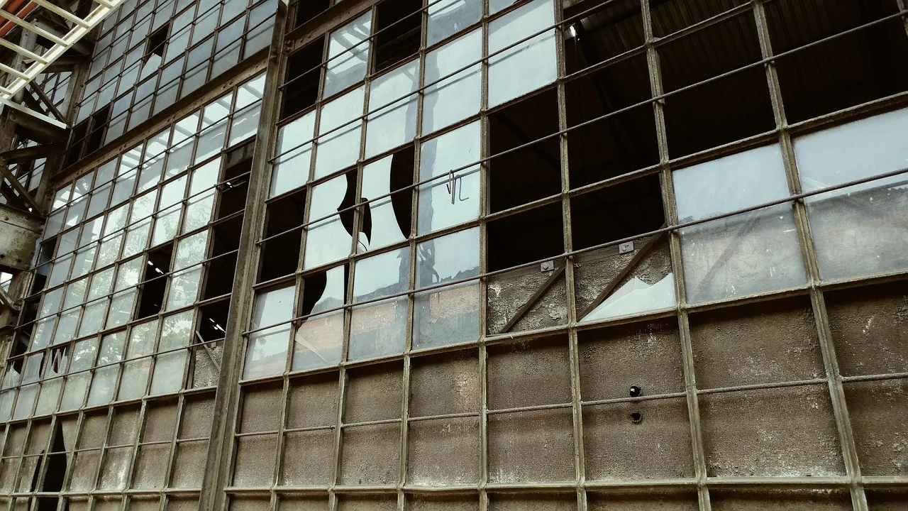 broken windows, abandoned, old building, storage, workshop, factory, architecture, construction, steel. Before-and-after workshop makeovers leave things out of the photo